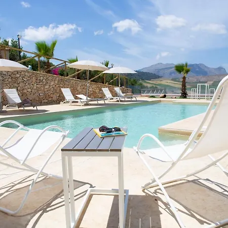 Villa Feudo Giglio Country Charme à Calatafimi-Segesta Extérieur photo